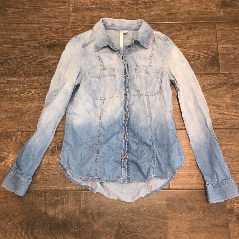 LC Lauren Conrad button down top